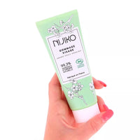 Gommage visage bio peaux normales à sèches – Douceur & éclat